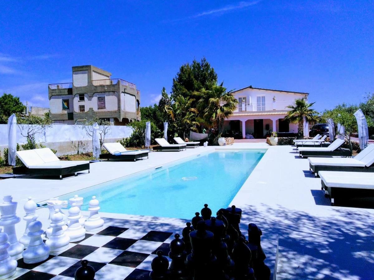 Hotel Residence Noto Marina Exteriör bild