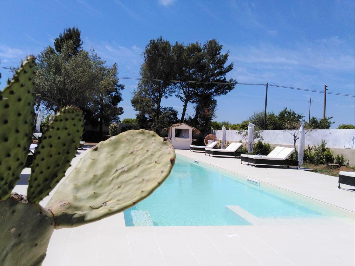 Hotel Residence Noto Marina Exteriör bild